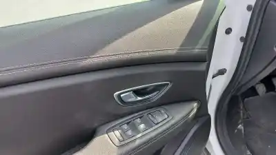 Veículo de Sucata renault scenic iv grand limited do ano 2018 alimentado h5h a4