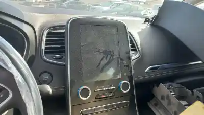 Veículo de Sucata renault scenic iv grand limited do ano 2018 alimentado h5h a4