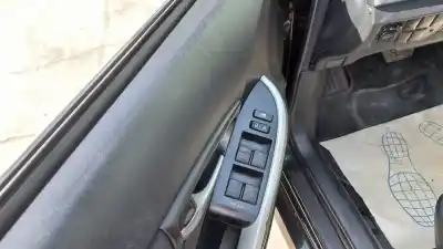 Veicolo di demolizione toyota prius (nhw30) eco dell'anno 2013 alimentato 2zr