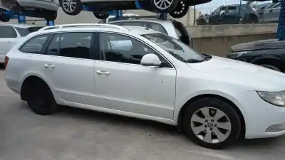 Здавання транспортного засобу skoda superb combi (3t5) ambition року 2012 потужний cff