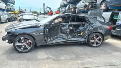 Veículo de Sucata jaguar xf r-sport awd do ano 2022 alimentado 204dtd