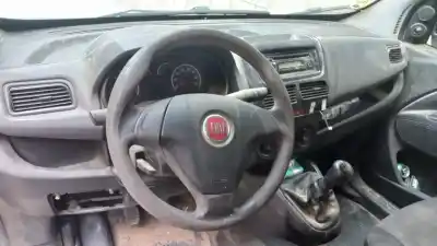 Vehicul casat fiat doblo active al anului 2012 alimentat 263a2000