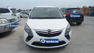 Vehículo de desguace OPEL ZAFIRA TOURER Expression del año 2012 con motor A20DT