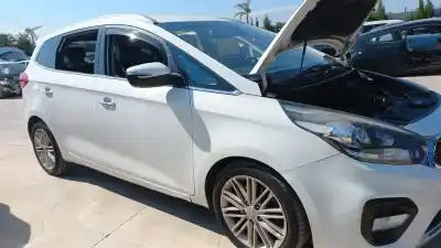 Veicolo di demolizione kia carens ( ) drive dell'anno 2018 alimentato d4fd
