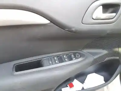 Veículo de Sucata citroen c4 lim. exclusive do ano 2012 alimentado 9h05