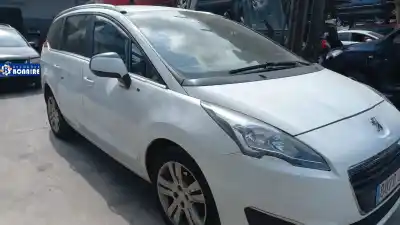 Veículo de Sucata peugeot 5008 active do ano 2015 alimentado 9h05