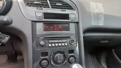 Veículo de Sucata peugeot 5008 active do ano 2015 alimentado 9h05