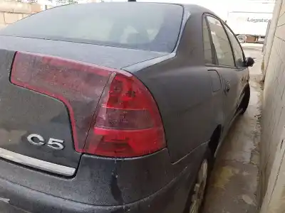 Veículo de Sucata citroen c5 berlina 2.0 exclusive do ano 2005 alimentado rhr