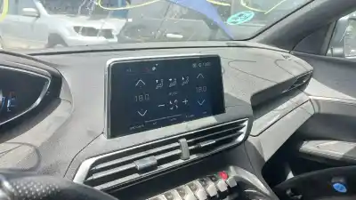 Vehicul casat peugeot 3008 style al anului 2020 alimentat hn05