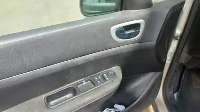 Veículo de Sucata peugeot 307 berlina (s2) x-line do ano 2006 alimentado 9hx