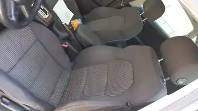 Véhicule à la ferraille audi a4 berlina (8e) 2.0 tdi de l'année 2005 alimenté blb