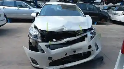 Утилизация автомобиля TOYOTA AURIS Hybrid Active года 2013 питание 2ZR