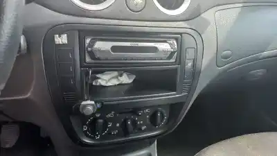 Veicolo di demolizione citroen c3 1.4 premier dell'anno 2006 alimentato kfv