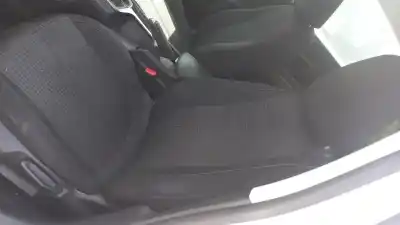 Veículo de Sucata peugeot 308 business line 130 do ano 2018 alimentado yh01