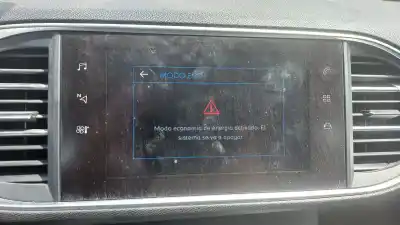 Veículo de Sucata peugeot 308 business line 130 do ano 2018 alimentado yh01