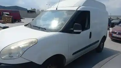 Veículo de Sucata fiat doblo my doblo do ano 2014 alimentado 198a3000