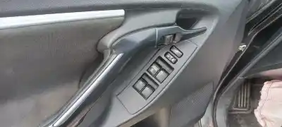 Veículo de Sucata toyota verso active do ano 2013 alimentado 1zr