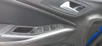 Veículo de Sucata opel grandland x excellence do ano 2017 alimentado bh01