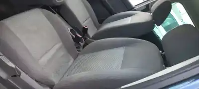 Здавання транспортного засобу ford focus c-max (cap) ambiente (d) року 2006 потужний kkda