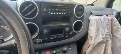 Vehicul casat citroen berlingo xtr 1.6 hdi 92 al anului 2008 alimentat 9hx