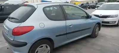 Veículo de Sucata peugeot 206 berlina x-line do ano 2003 alimentado kfw