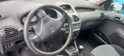 Veículo de Sucata peugeot 206 berlina x-line do ano 2003 alimentado kfw