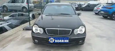 Vehículo de desguace MERCEDES CLASE C (W203) BERLINA 230 Compressor (203.040) del año 2004 con motor 271948