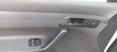 Здавання транспортного засобу volkswagen caddy ka/kb (2c) kasten року 2015 потужний cay