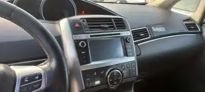 Veicolo di demolizione toyota verso comfort dell'anno 2015 alimentato n47c16a