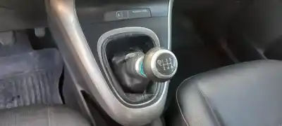 Veicolo di demolizione toyota verso comfort dell'anno 2015 alimentato n47c16a