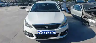 Veículo de Sucata PEUGEOT 308 Active do ano 2017 alimentado BH01