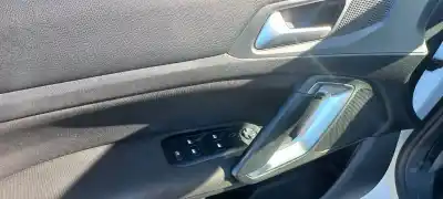 Veículo de Sucata peugeot 308 active do ano 2017 alimentado bh01