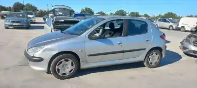 Veículo de Sucata peugeot 206 berlina x-line do ano 2003 alimentado 8hx