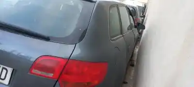 Veículo de Sucata audi a3 sportback (8p) 2.0 tdi ambiente do ano 2004 alimentado bmm