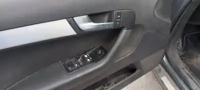 Veículo de Sucata audi a3 sportback (8p) 2.0 tdi ambiente do ano 2004 alimentado bmm