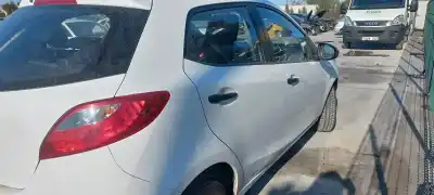 Veículo de Sucata mazda 2 lim. (de) 1.3 active do ano 2008 alimentado zj