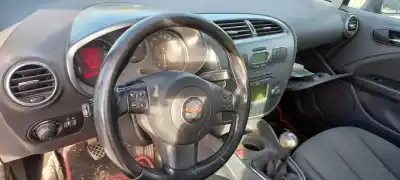 Veículo de Sucata seat leon (1p1) reference do ano 2007 alimentado bxe