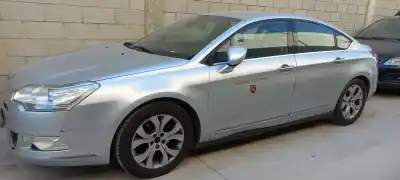 Veículo de Sucata citroen c5 berlina exclusive do ano 2008 alimentado rhr