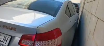 Veículo de Sucata citroen c5 berlina exclusive do ano 2008 alimentado rhr