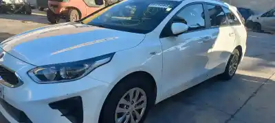 Scrapping Vehicle KIA CEED (JD) 1.6 Tech of the year 2021 powered D4FE