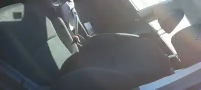 Veículo de Sucata toyota auris luna do ano 2007 alimentado 1ad