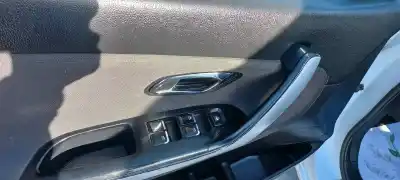 Veículo de Sucata kia cee´d business do ano 2018 alimentado d4fb