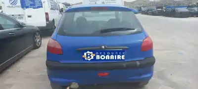 Veículo de Sucata peugeot 206 berlina xr do ano 2001 alimentado kfw