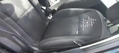 Veicolo di demolizione renault clio iii authentique dell'anno 2007 alimentato d4f d7