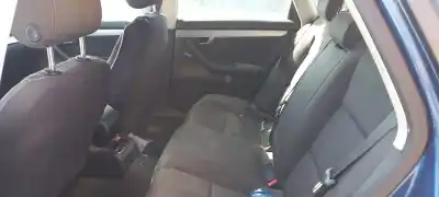 Veicolo di demolizione audi a4 berlina (8e) 2.0 tdi dell'anno 2006 alimentato bpw