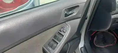 Vehículo de desguace toyota                                             avensis berlina (t25)                                                                                                                                                                                                                                      2.0 d4-d executive berlina                                                                                                                                                                                                                                 del año 2005 con motor 1cd-ftv