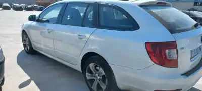 Здавання транспортного засобу skoda superb combi (3t5) active року 2013 потужний cff