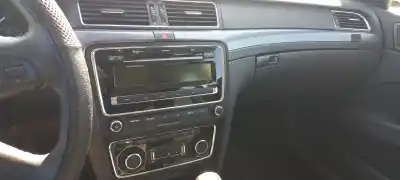 Здавання транспортного засобу skoda superb combi (3t5) active року 2013 потужний cff