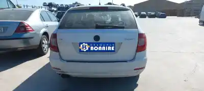 Здавання транспортного засобу skoda superb combi (3t5) active року 2013 потужний cff