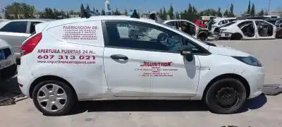 Veicolo di demolizione ford fiesta (cb1) ambiente dell'anno 2012 alimentato kvja